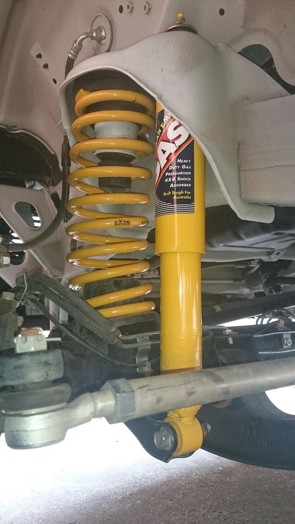 In close on the Jimnys front suspension set up and a curious problem affecting the rear coils